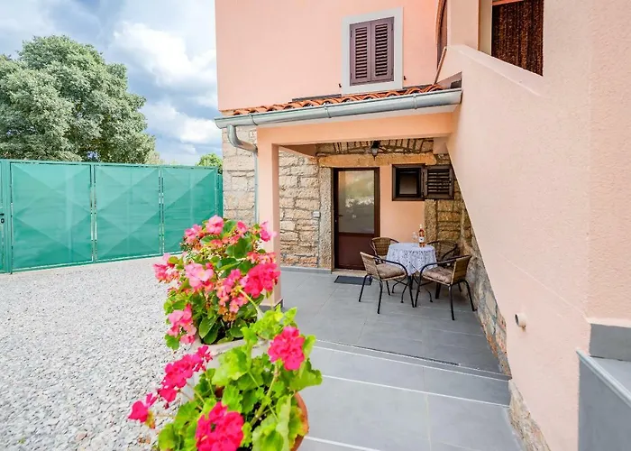 Apartman Sara