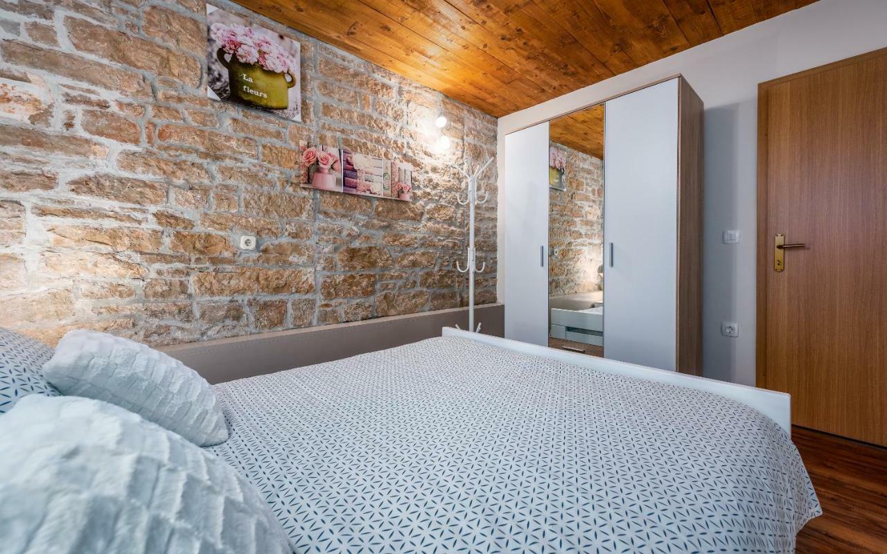 Sara Apartament *